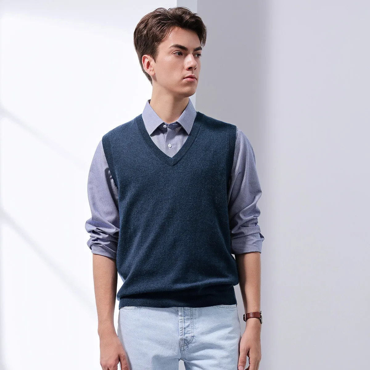 100% Cashmere Men's V-Neck Vest sold by COMOBOCA