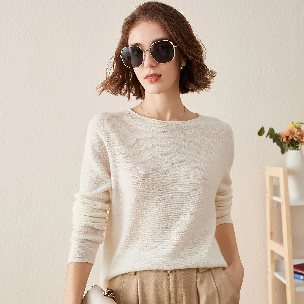 100% Cashmere Women's Loose Knit Sweater sold by COMOBOCA product image thumbnail 5