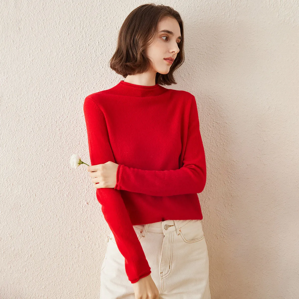 100% Cashmere Women's Round Neck Knit sweater sold by COMOBOCA product image thumbnail 4