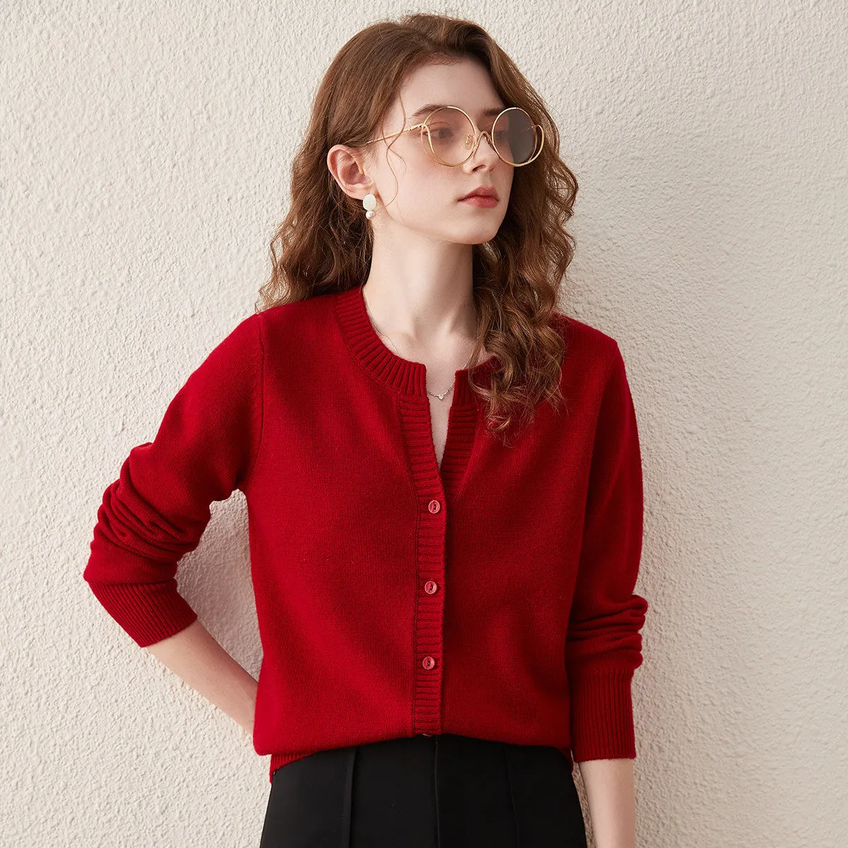 100% Wool Women's Cardigan Sweater sold by COMOBOCA product image thumbnail 4