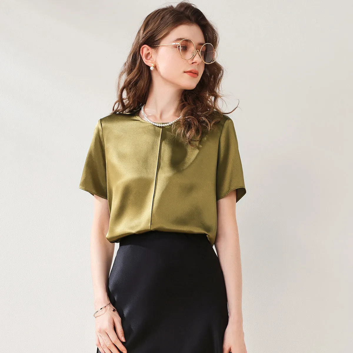 90% Mulberry Silk Solid Color Round Neck T-Shirt sold by COMOBOCA product image thumbnail 2