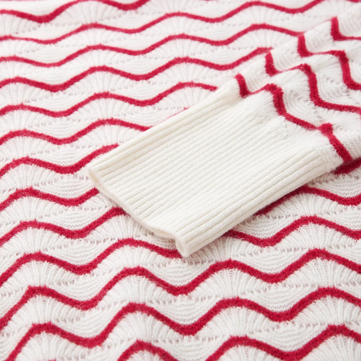 100% Cashmere Women's Wave Pattern Knit Sweater sold by COMOBOCA product image thumbnail 5