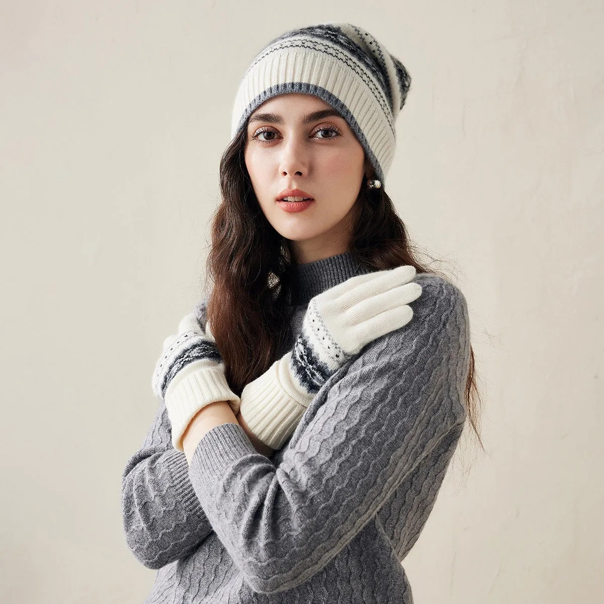 100% Cashmere Soft Knit Gloves with Nordic Design sold by COMOBOCA product image thumbnail 3