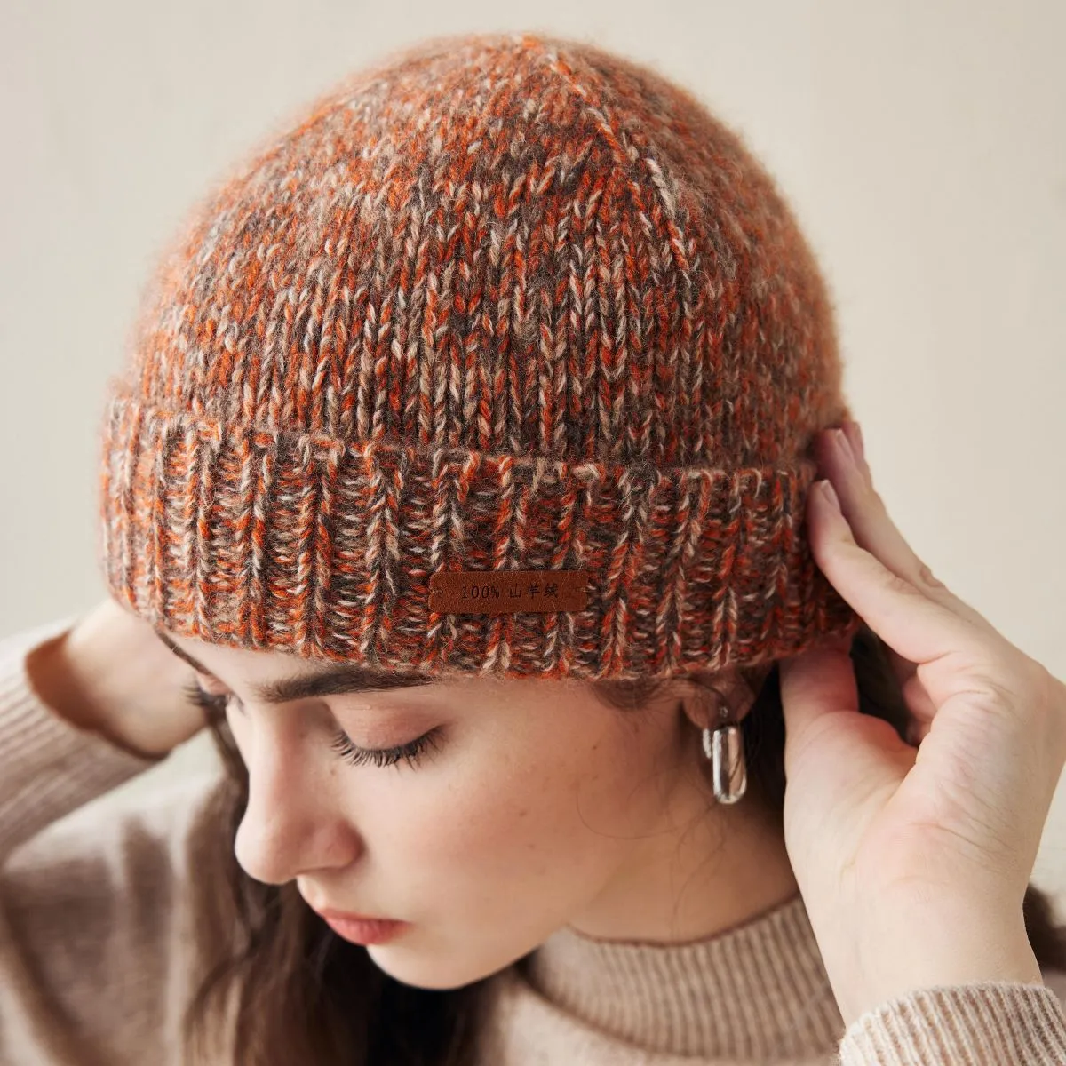 100% Cashmere Ribbed Knit Beanie sold by CB Cashmere product image thumbnail 4