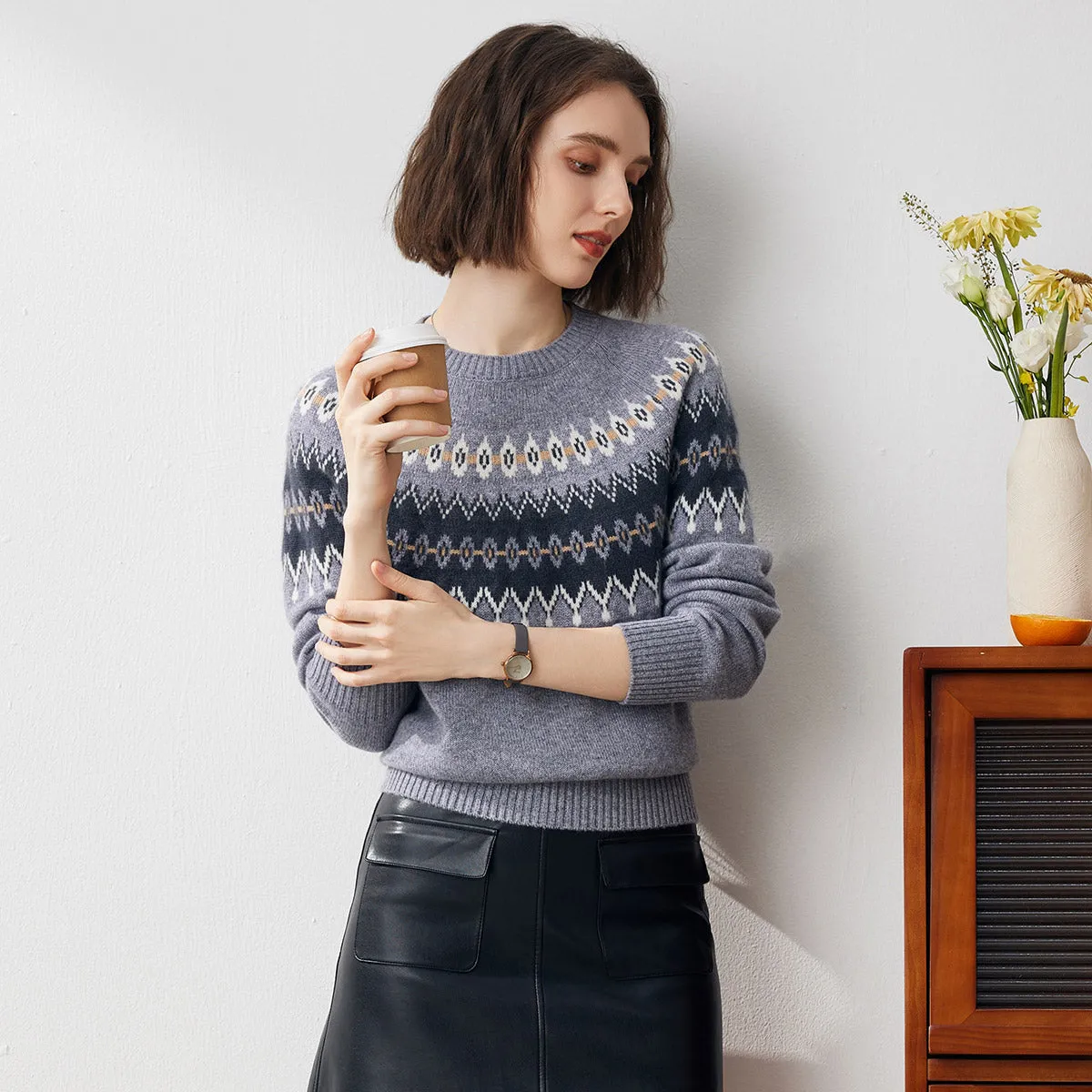 100% Cashmere Women's Cozy Nordic Knit Sweater sold by COMOBOCA product image thumbnail 4