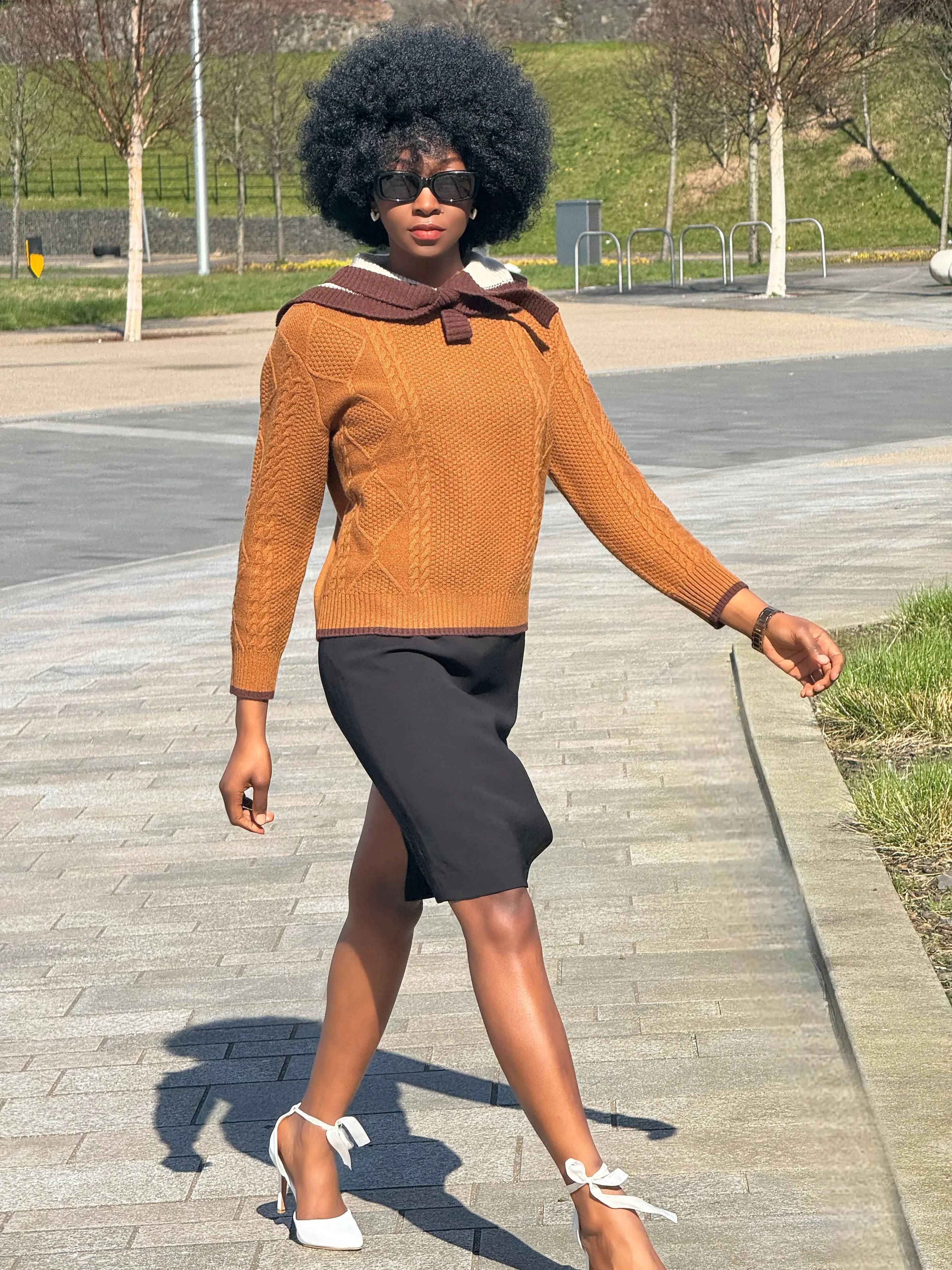 100% Wool Women's Cable Knit Sweater with Bow Collar sold by COMOBOCA product image thumbnail 2