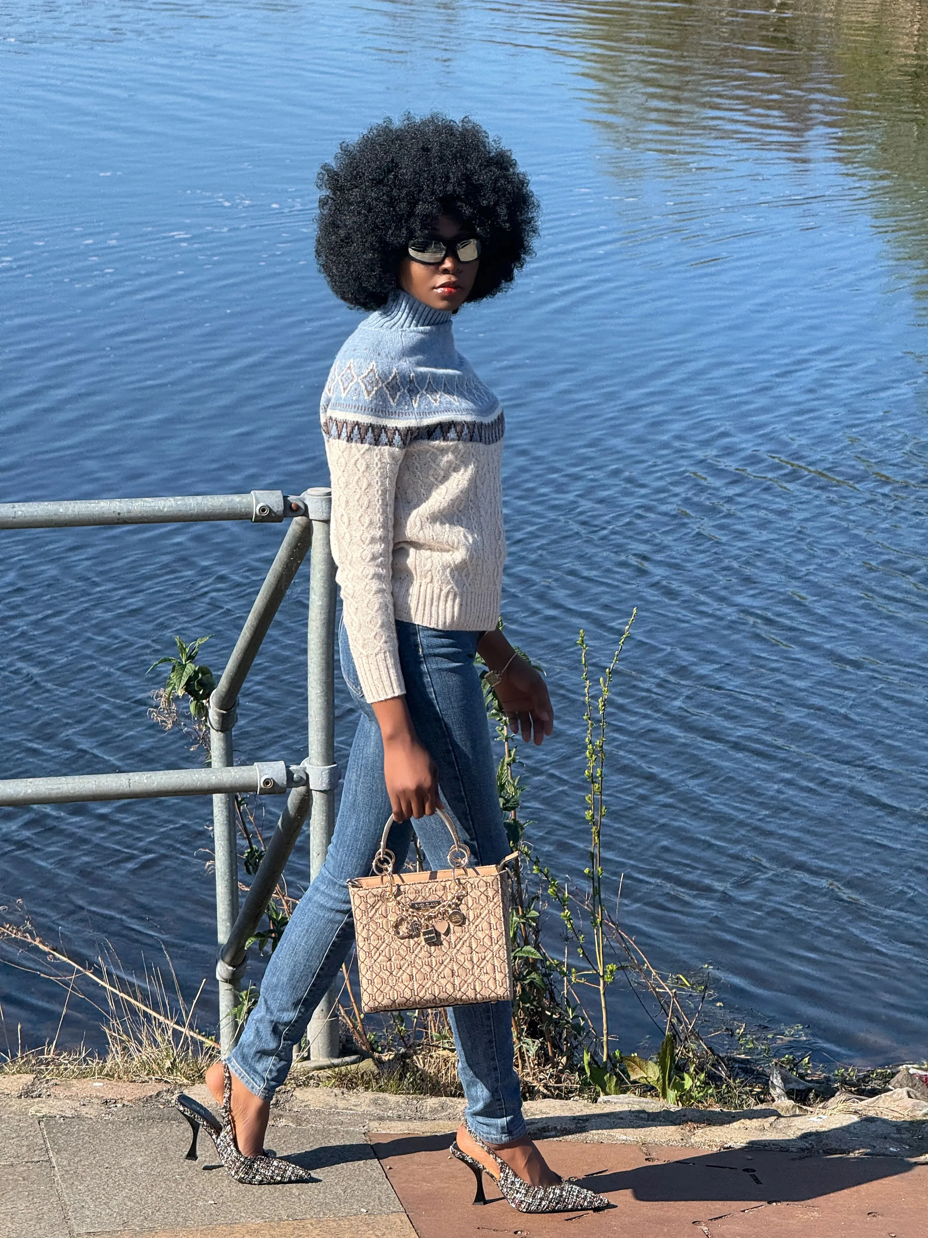 100% Cashmere Women's Mock Neck Nordic Cable Knit Sweater sold by COMOBOCA product image thumbnail 3