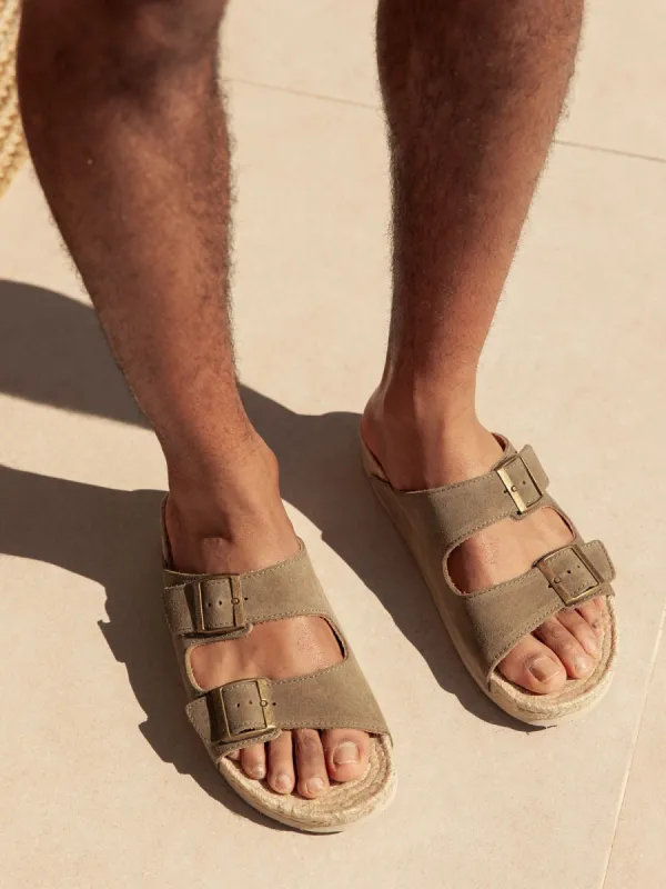 MANACOR VELOUR KAKI sold by Genuins
