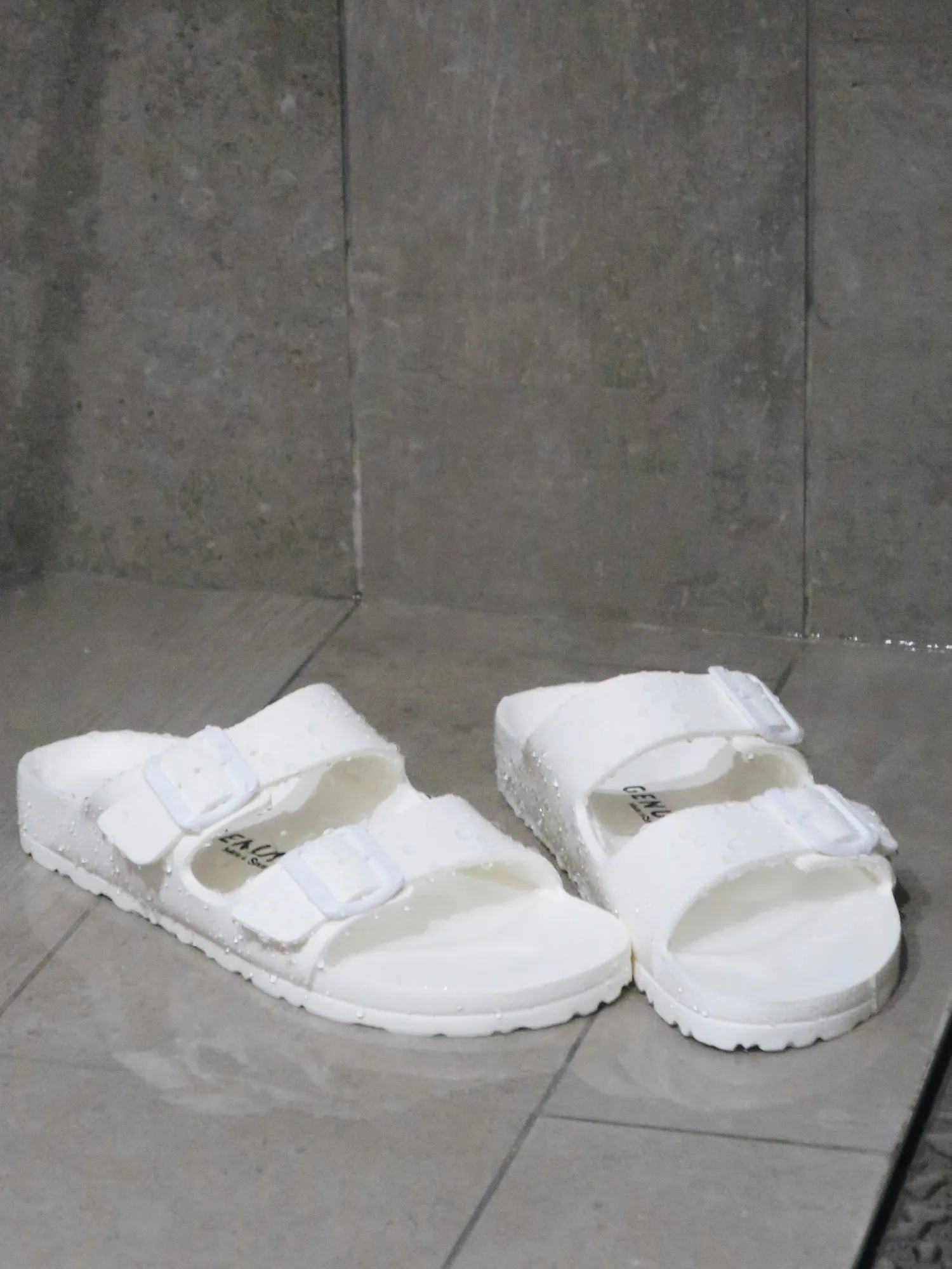 HAWAII H2O WHITE sold by Genuins product image thumbnail 3