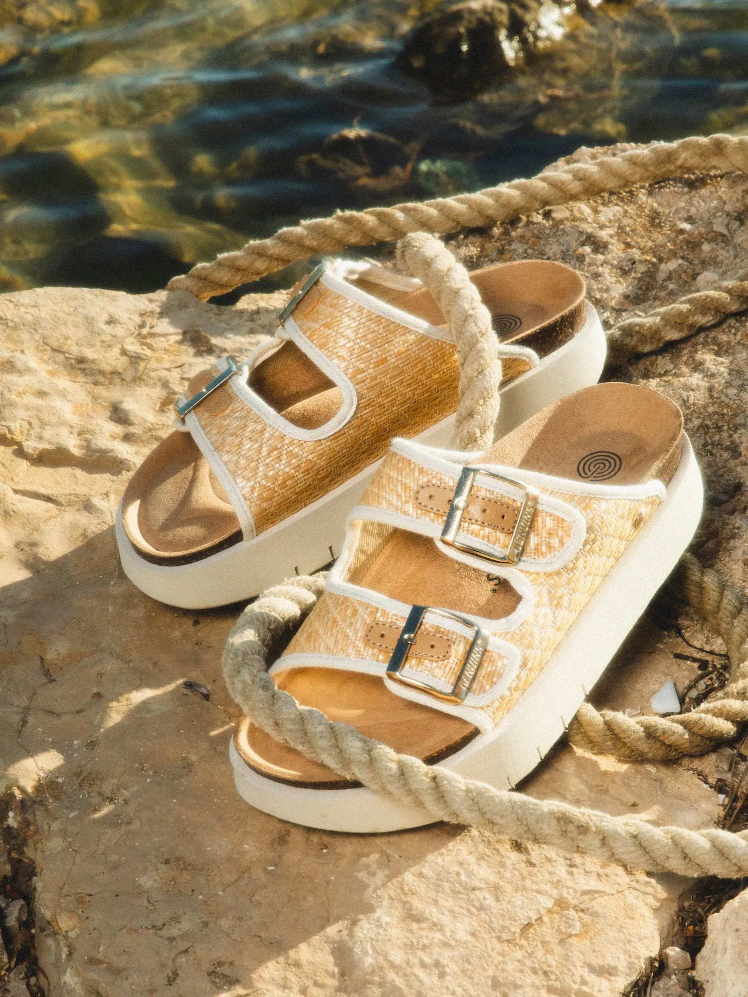 HAWAII RAFFIA NATURAL sold by Genuins