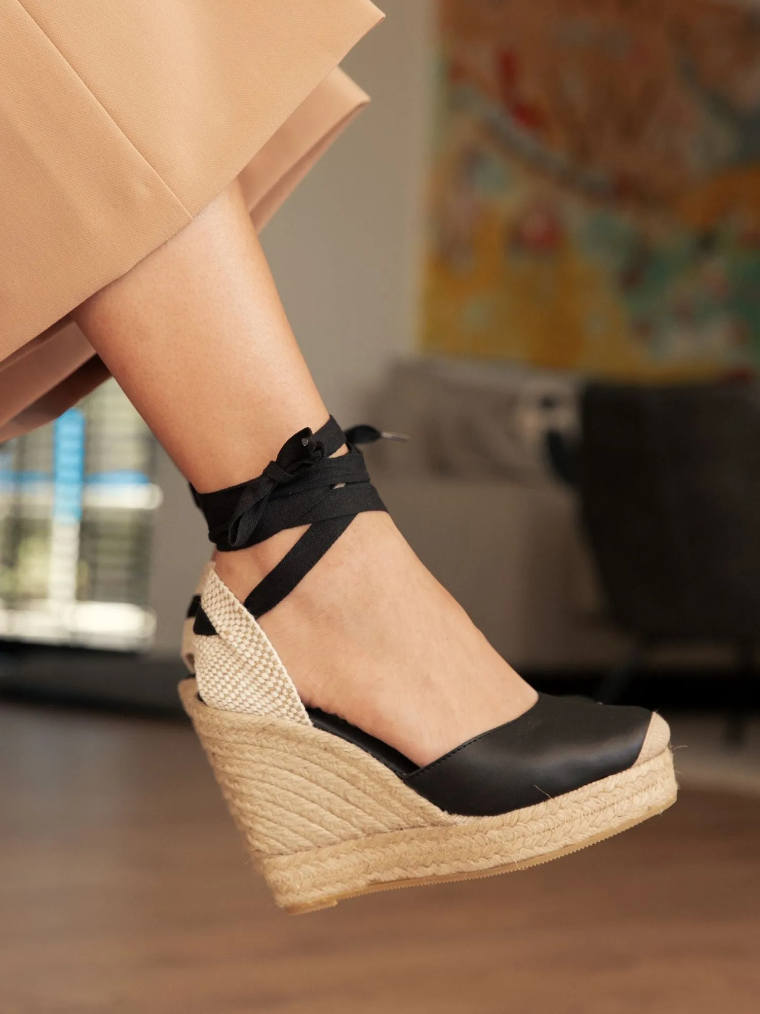 DARYA LEATHER BLACK sold by Genuins product image thumbnail 4