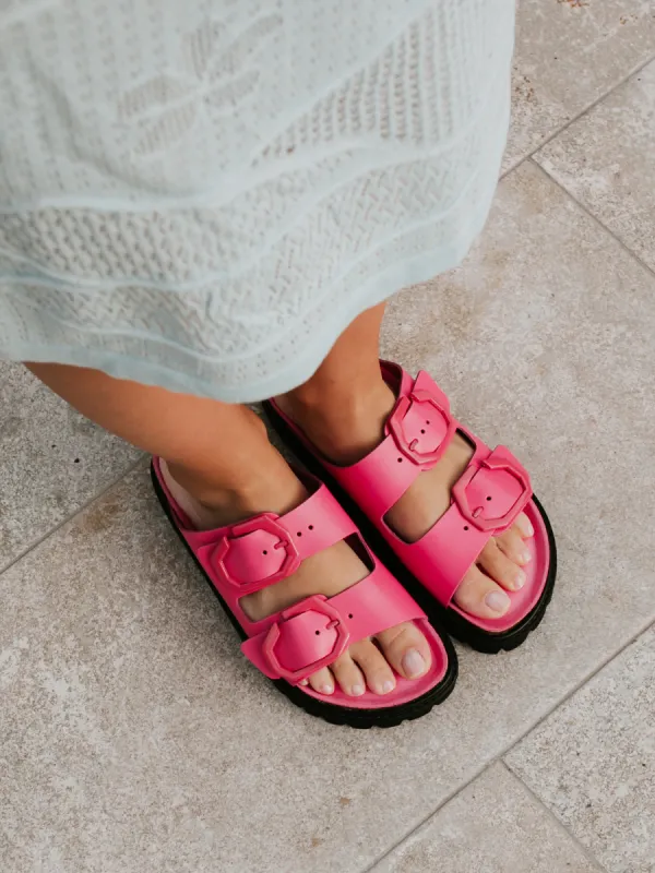 GALIA LEATHER FUCHSIA sold by Genuins
