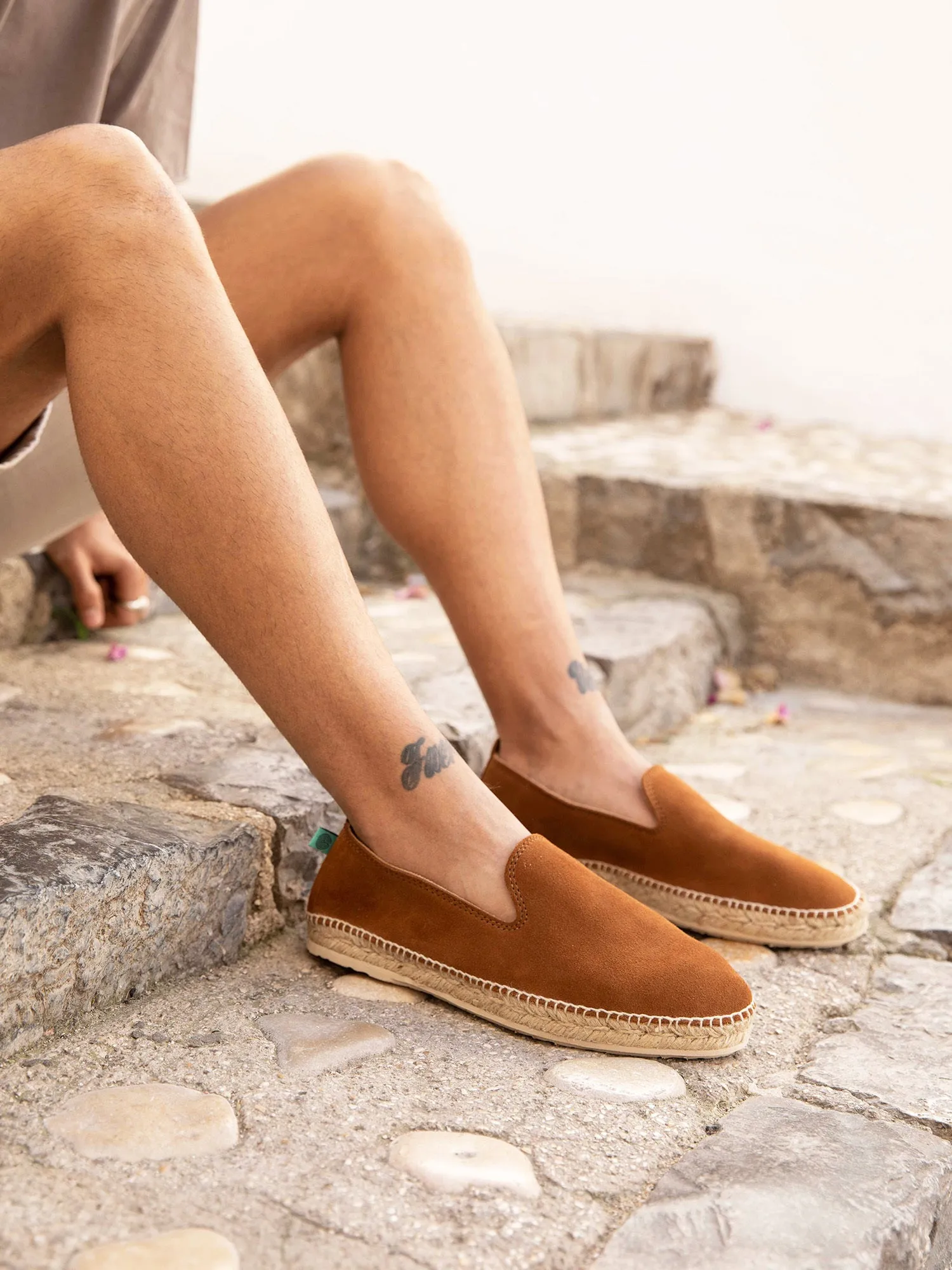 SALINES VELOUR MANDORLA sold by Genuins