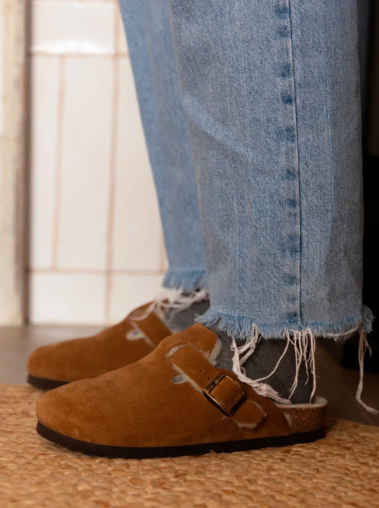 RIVA VELOUR WOOL MANDORLA sold by Genuins product image thumbnail 3