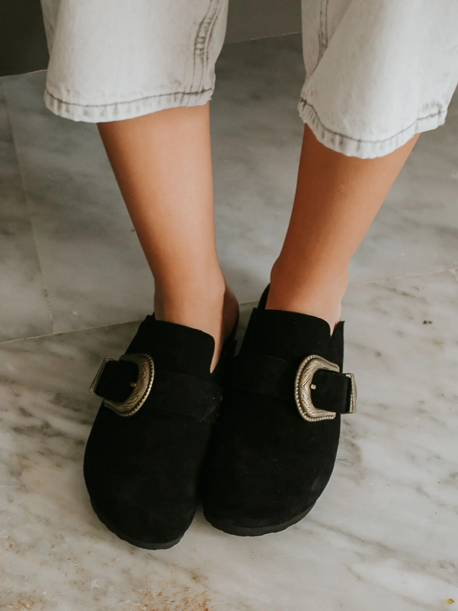 HUMA VELOUR BLACK sold by Genuins product image thumbnail 5