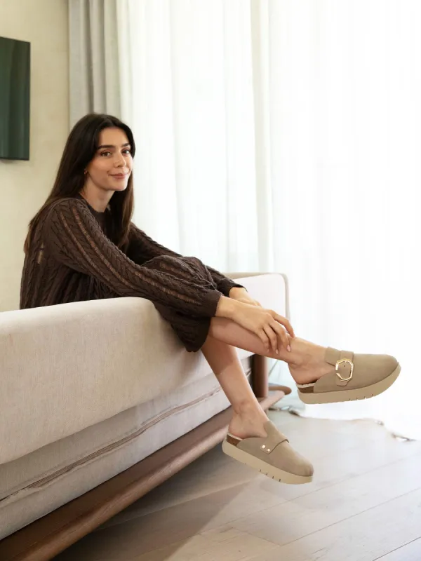 GRISEL VELOUR TAUPE sold by Genuins