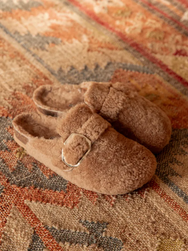 GRISEL SHEEPSKIN SAND sold by Genuins