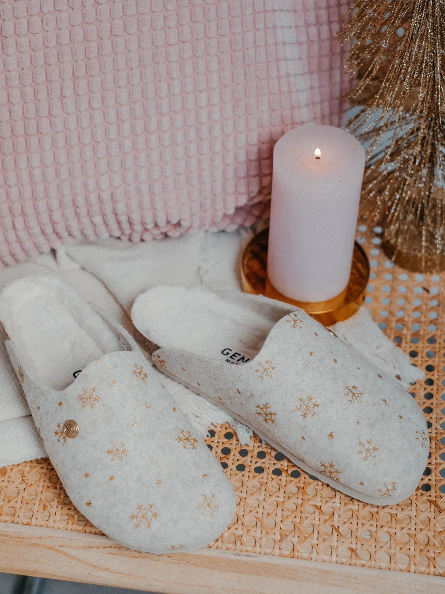 HELSINKI XMAS GOLDEN sold by Genuins product image thumbnail 4