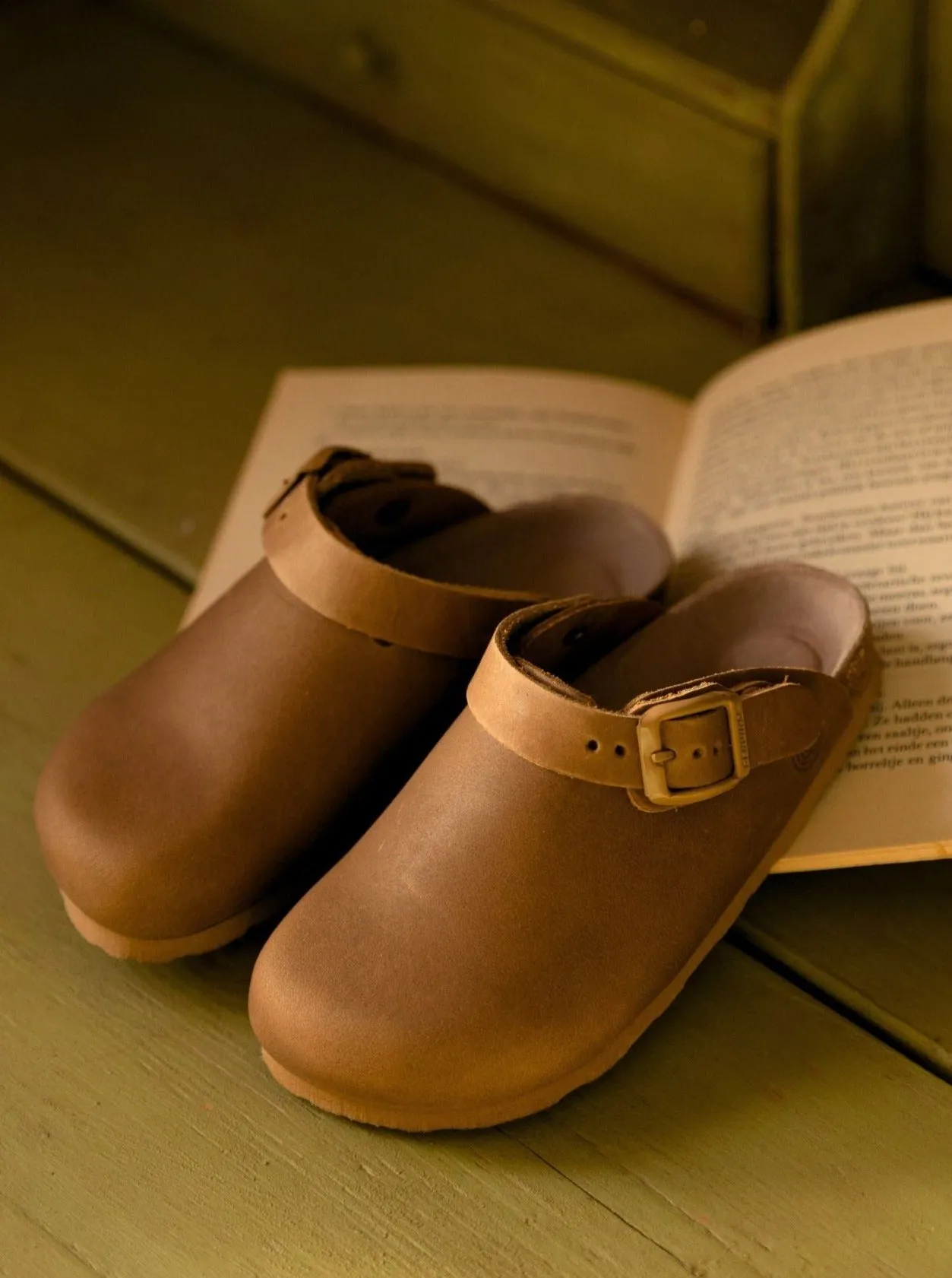 SHETLAND OILED LEATHER CLAY sold by Genuins product image thumbnail 3