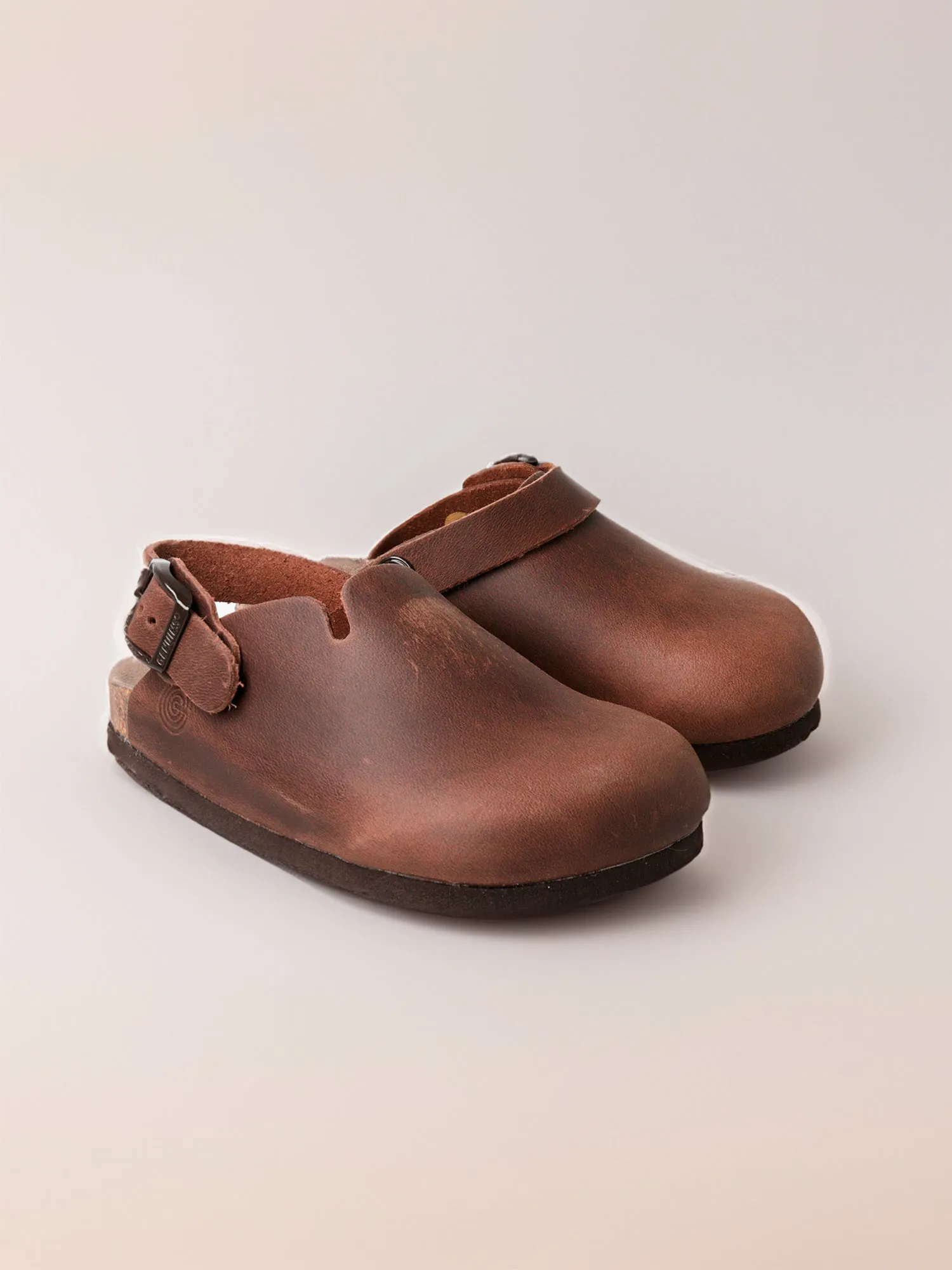 SHETLAND OILED LEATHER HABANA sold by Genuins product image thumbnail 3