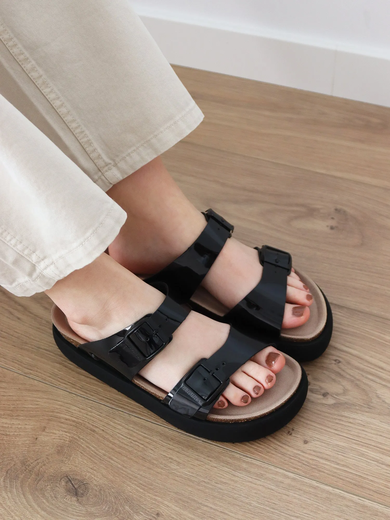 TIKA VEGAN CHAROL BLACK sold by Genuins product image thumbnail 4