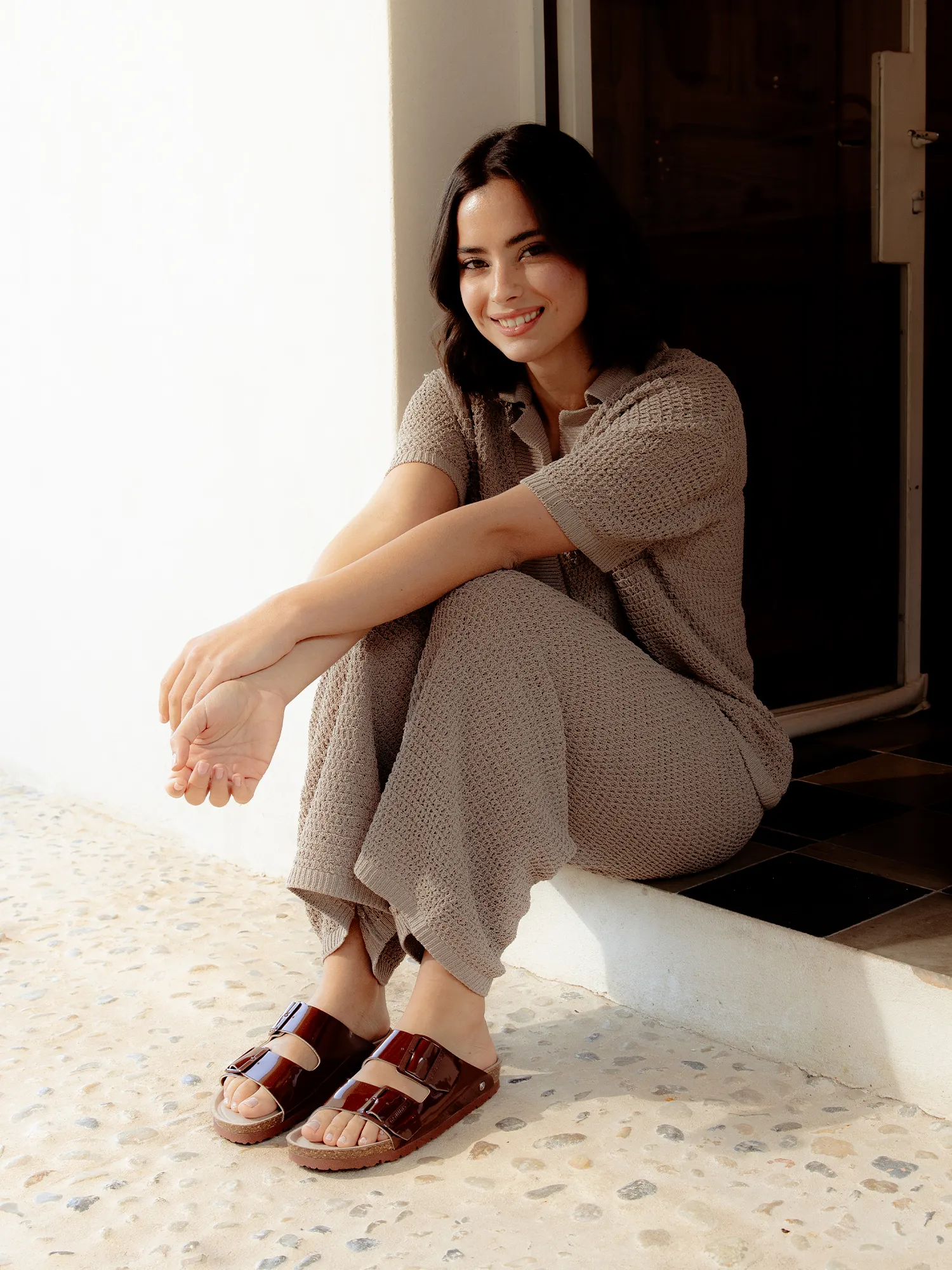 HONOLULU VEGAN CHAROL RED sold by Genuins product image thumbnail 2