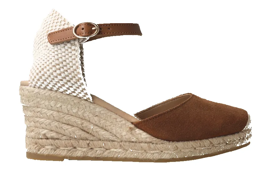 CARINA VELOUR ALMOND sold by Genuins product image thumbnail 5