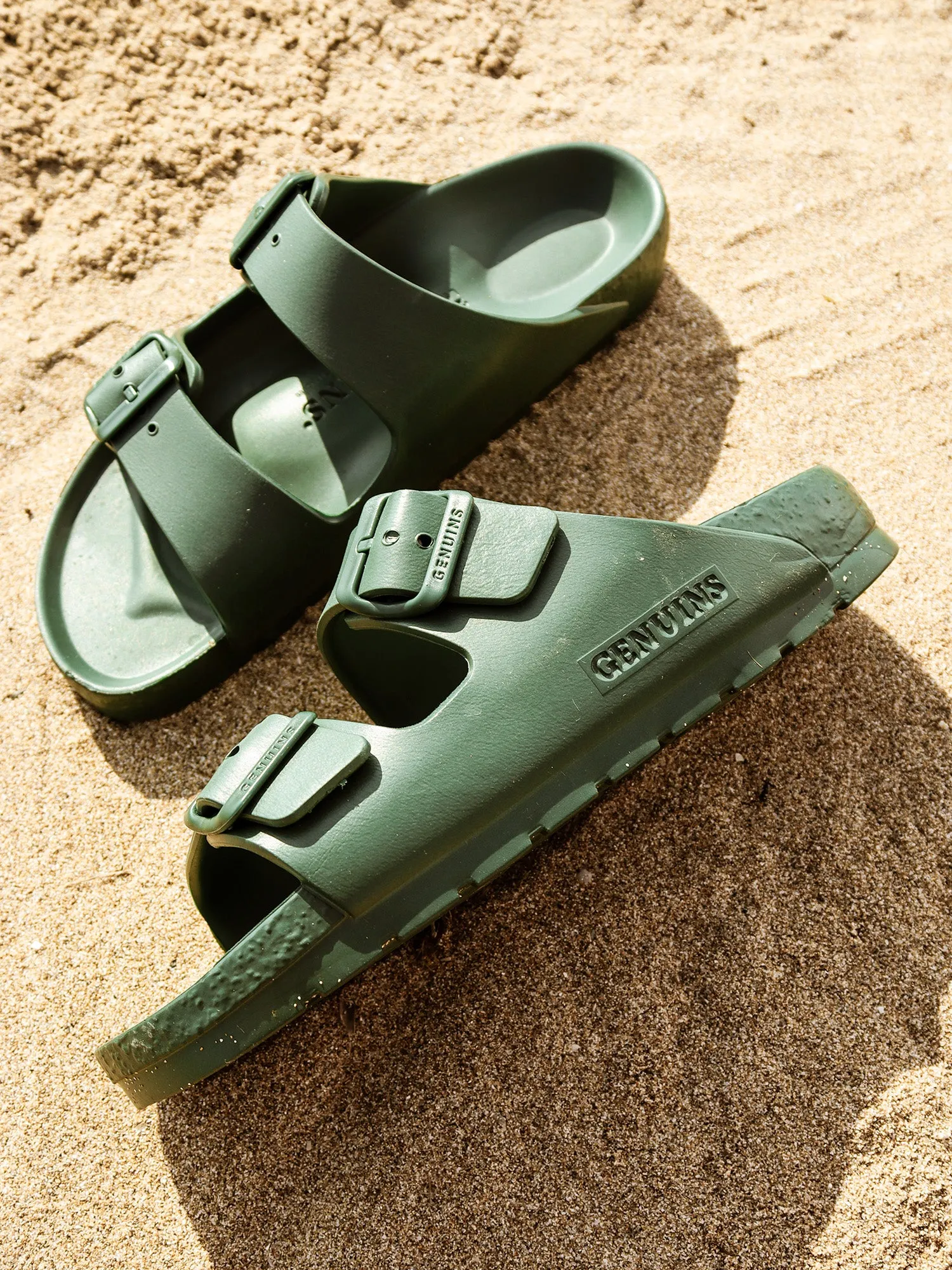 MALLORCA H2O KAKI MAN sold by Genuins