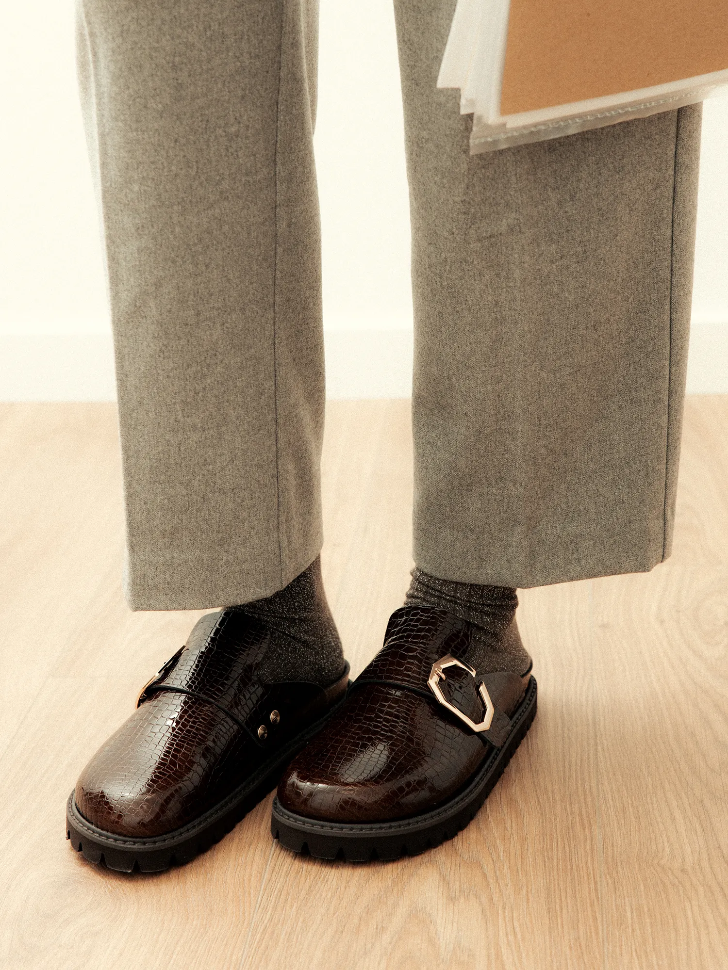 GRISEL VEGAN CROCO COFFEE sold by Genuins product image thumbnail 2