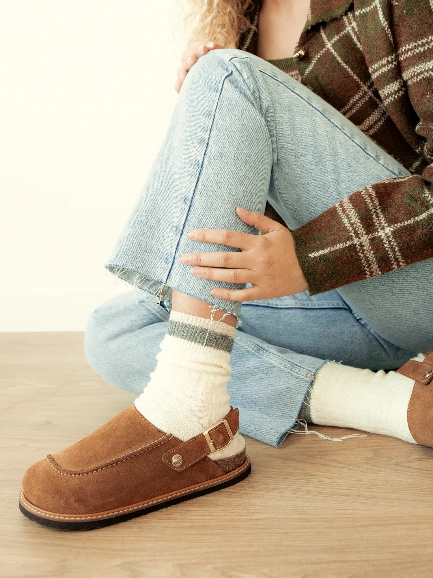 GALBANO VELOUR WOOL MANDORLA sold by Genuins product image thumbnail 5