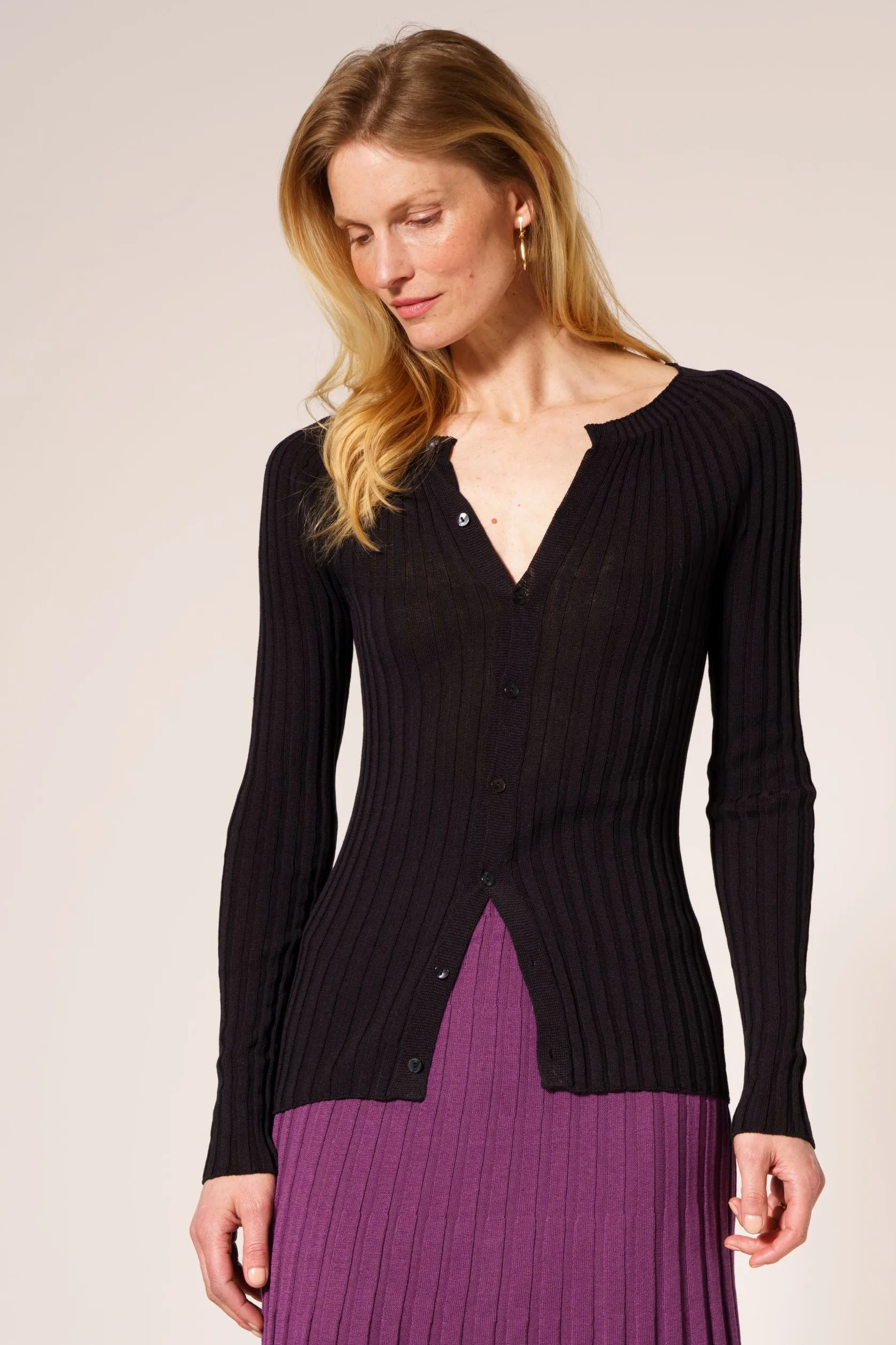 Serena Cardigan (Essential 3-Pack) - XL sold by La Saison Sportive product image thumbnail 2