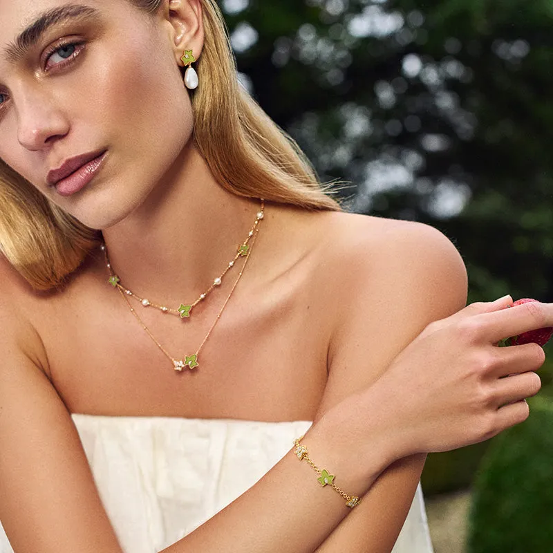 Lola Rose x AHALOLO Ivy Collection Green Calcite Necklace, 5-leaf motif sold by Lola Rose product image thumbnail 3