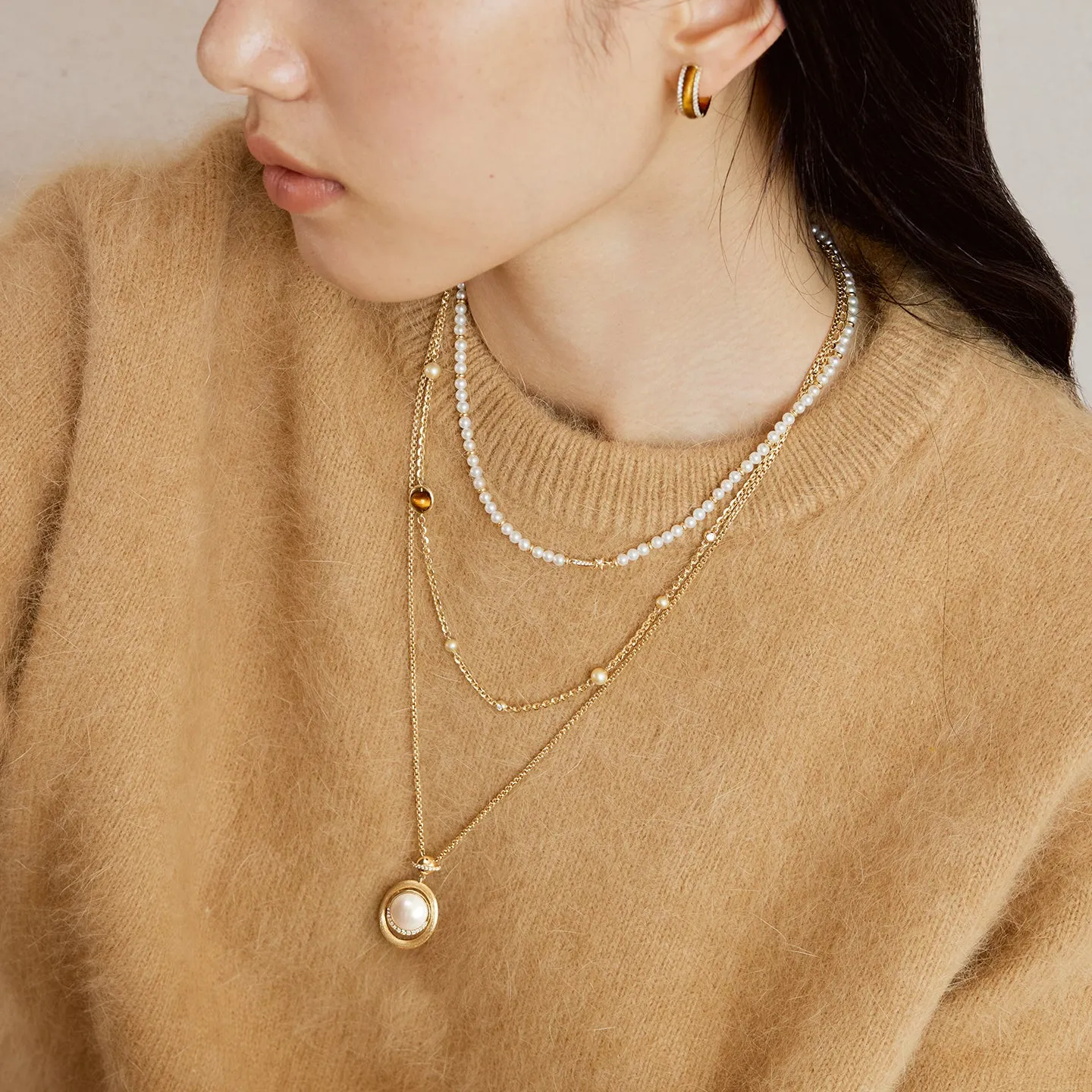 New Heliocentric Mabe Pearl Necklace sold by Lola Rose product image thumbnail 4