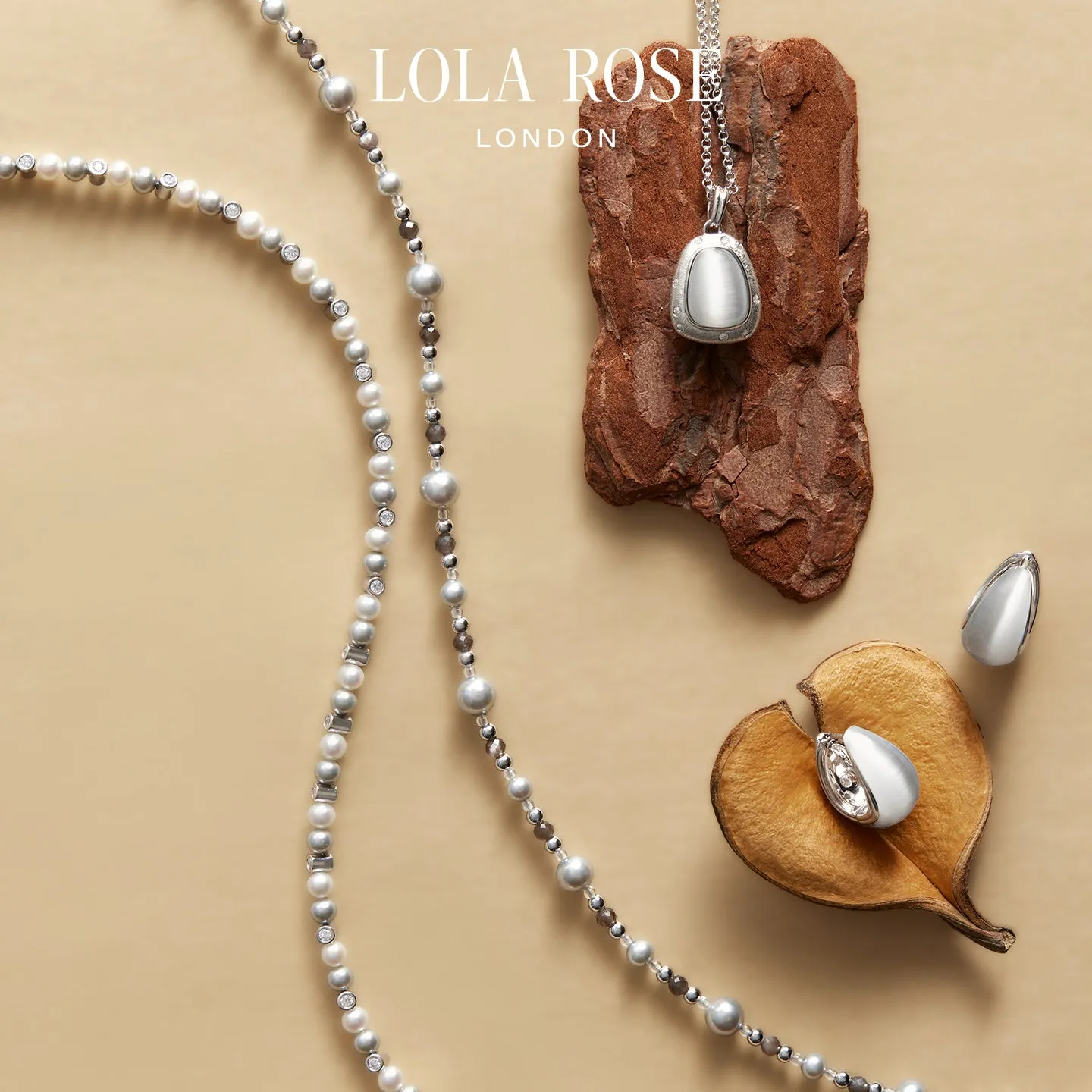 New Cat’s Eye Glass Necklace Gift Set sold by Lola Rose product image thumbnail 2