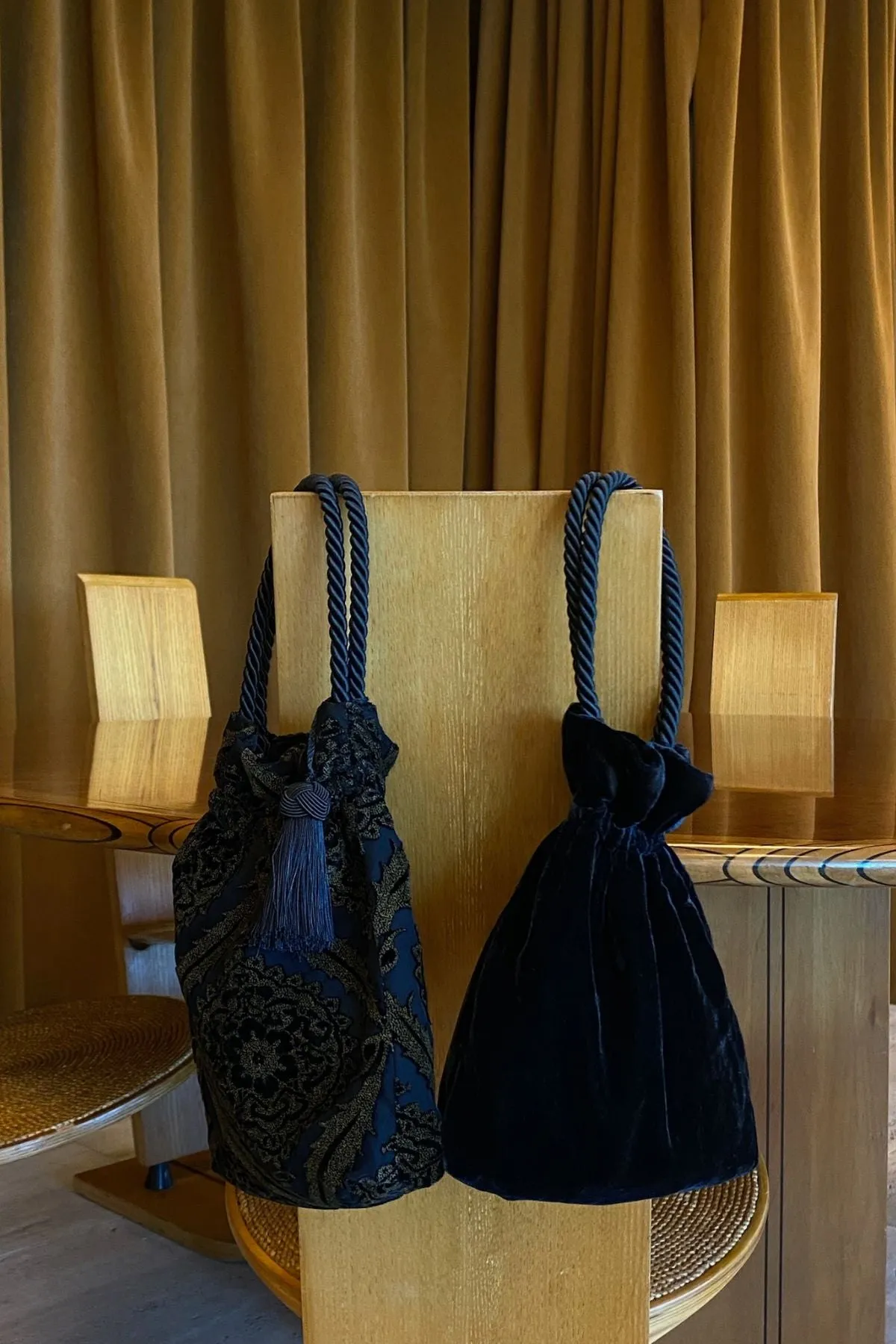 CAROLYN POUCH sold by Peracas product image thumbnail 3