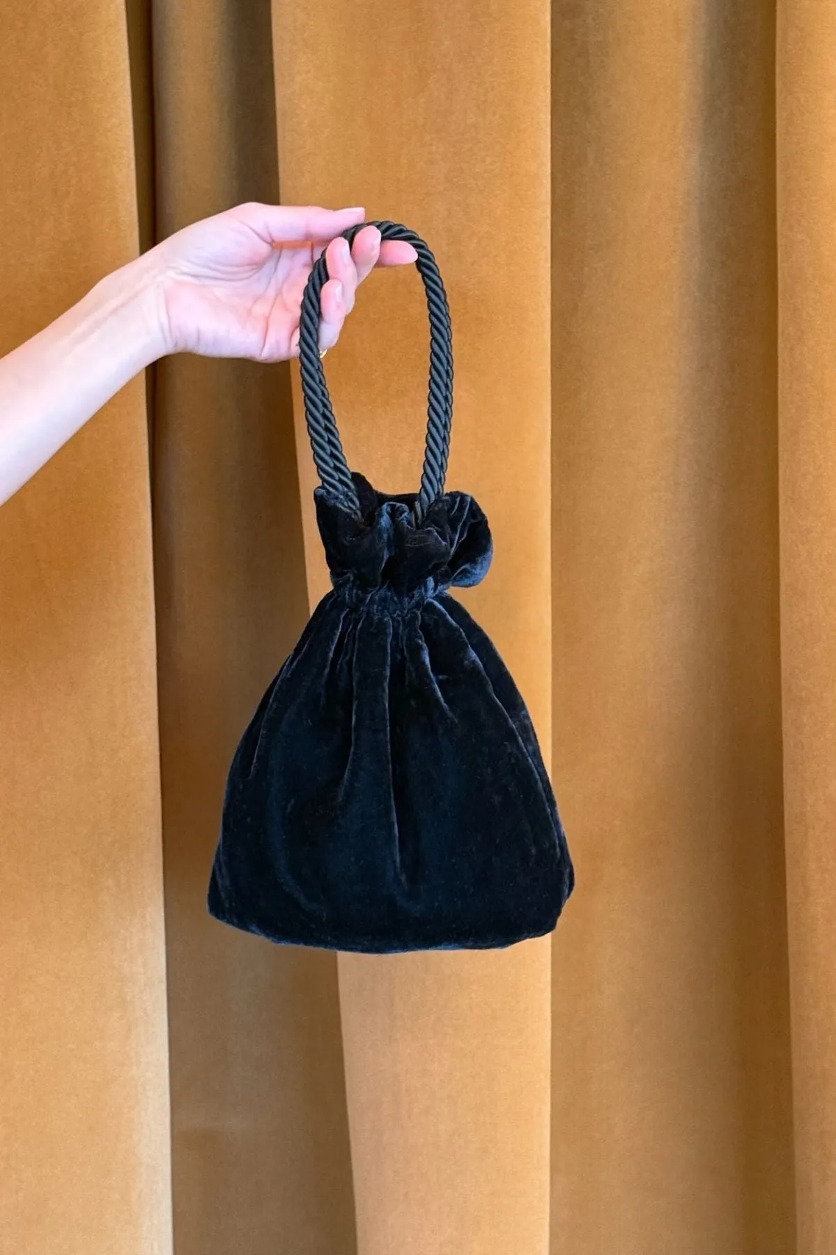 CAROLYN POUCH sold by Peracas product image thumbnail 2