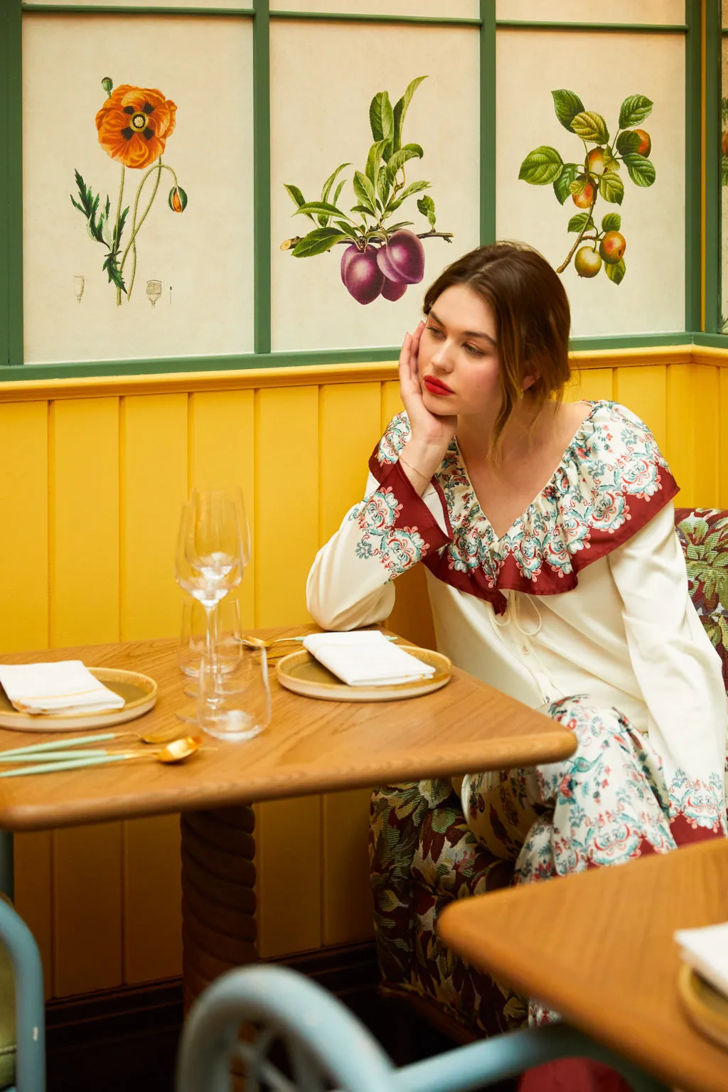 Printed wide collar shirt - vintage flower sold by Pheme Paris product image thumbnail 5