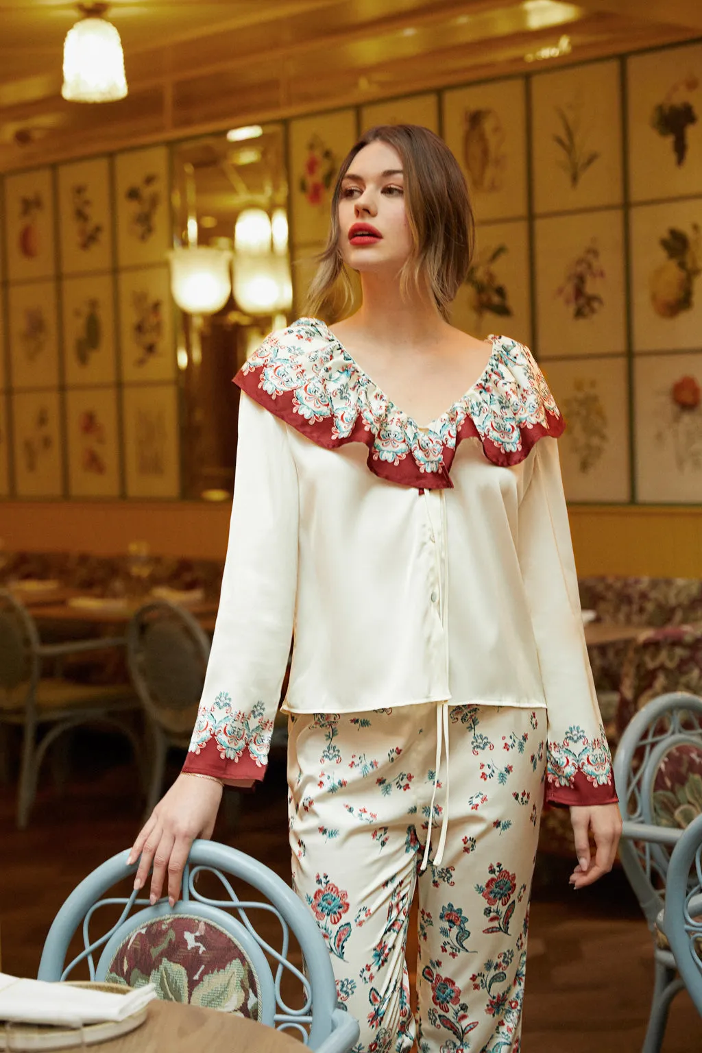 Printed wide collar shirt - vintage flower sold by Pheme Paris