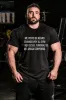Me Visto De Negro Cuando Voy Al Gym Printed Men's T-shirt sold by Polyalien