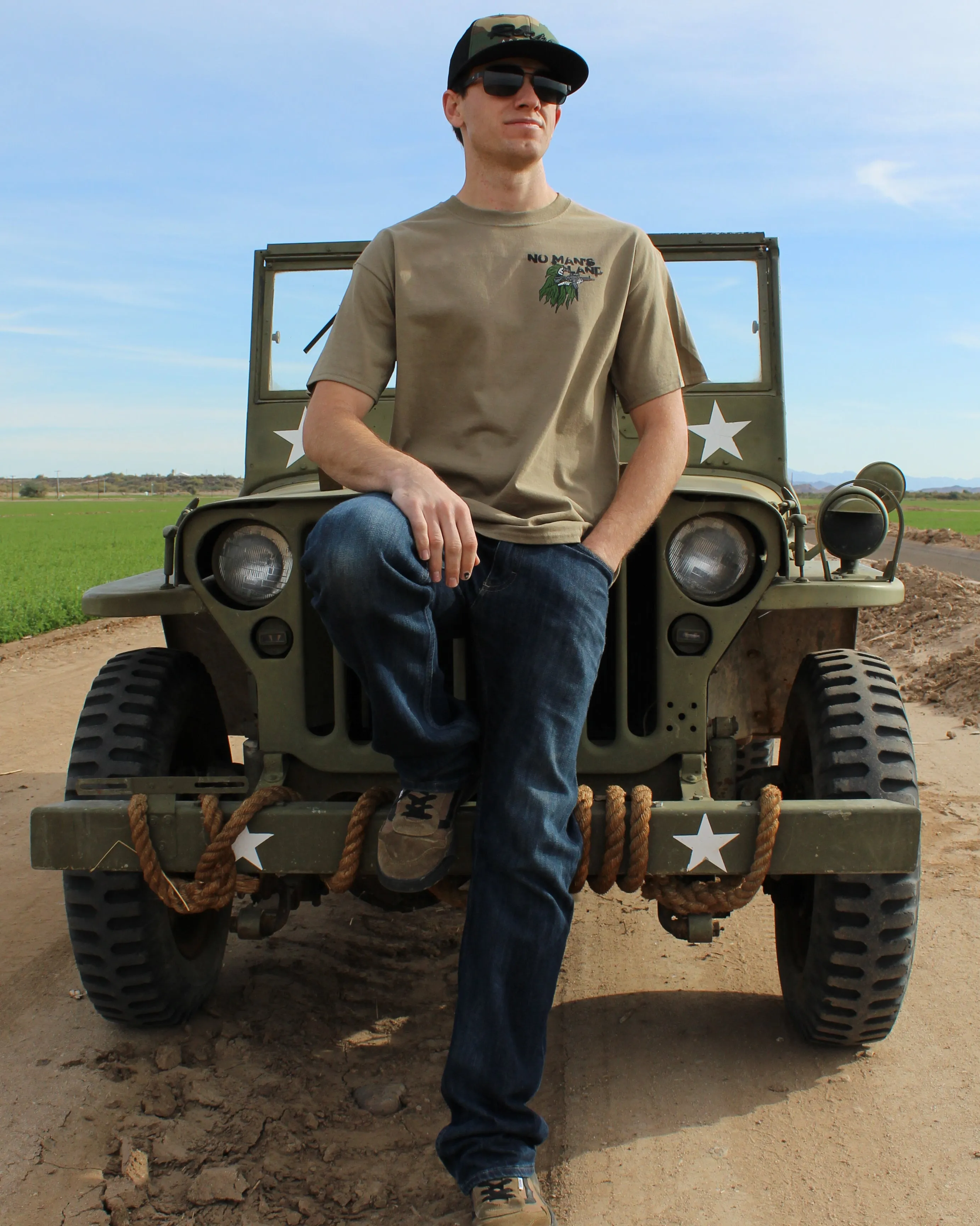 No Man's Land SPECIAL EDITION sold by Reaper Apparel Co product image thumbnail 3