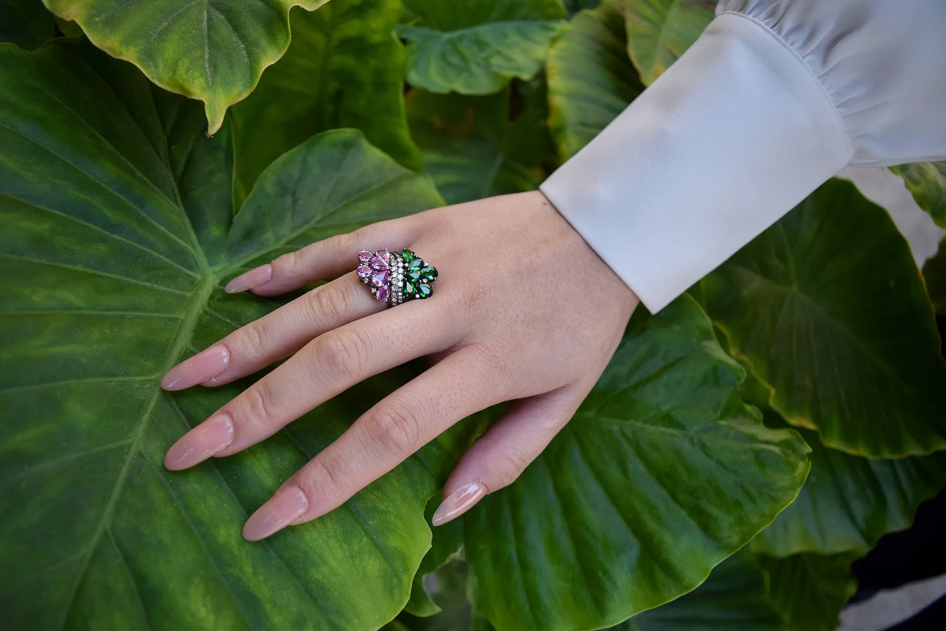 Twin Blossom Ring sold by Veniroeshop product image thumbnail 2