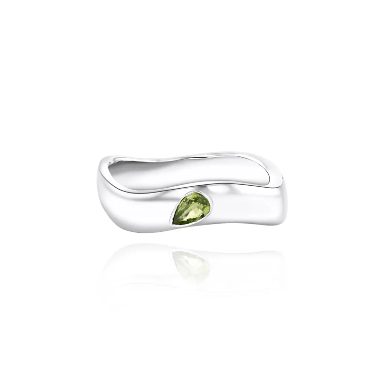 Curve Ring sold by Veniroeshop