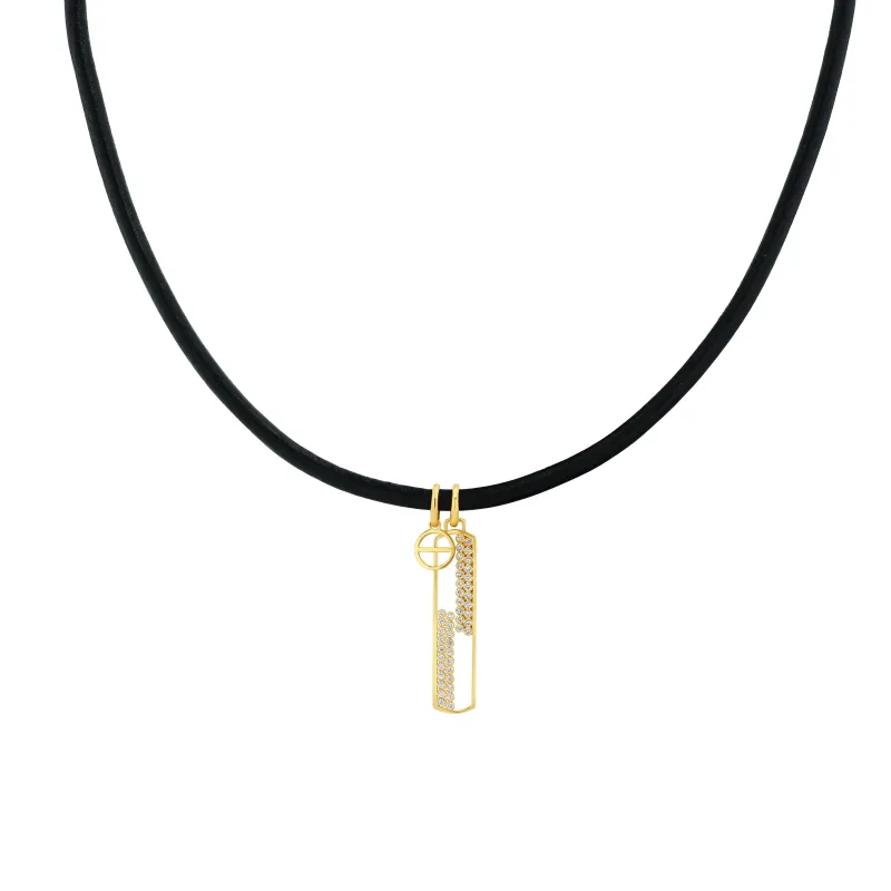 Unite Necklace sold by Veniroeshop