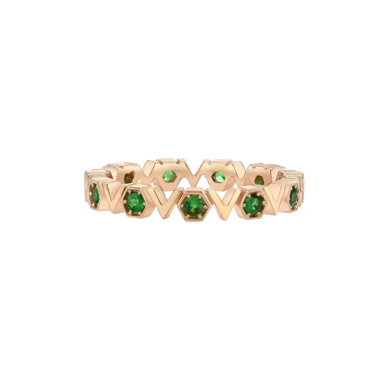 Fine V Ring made by Veniroeshop