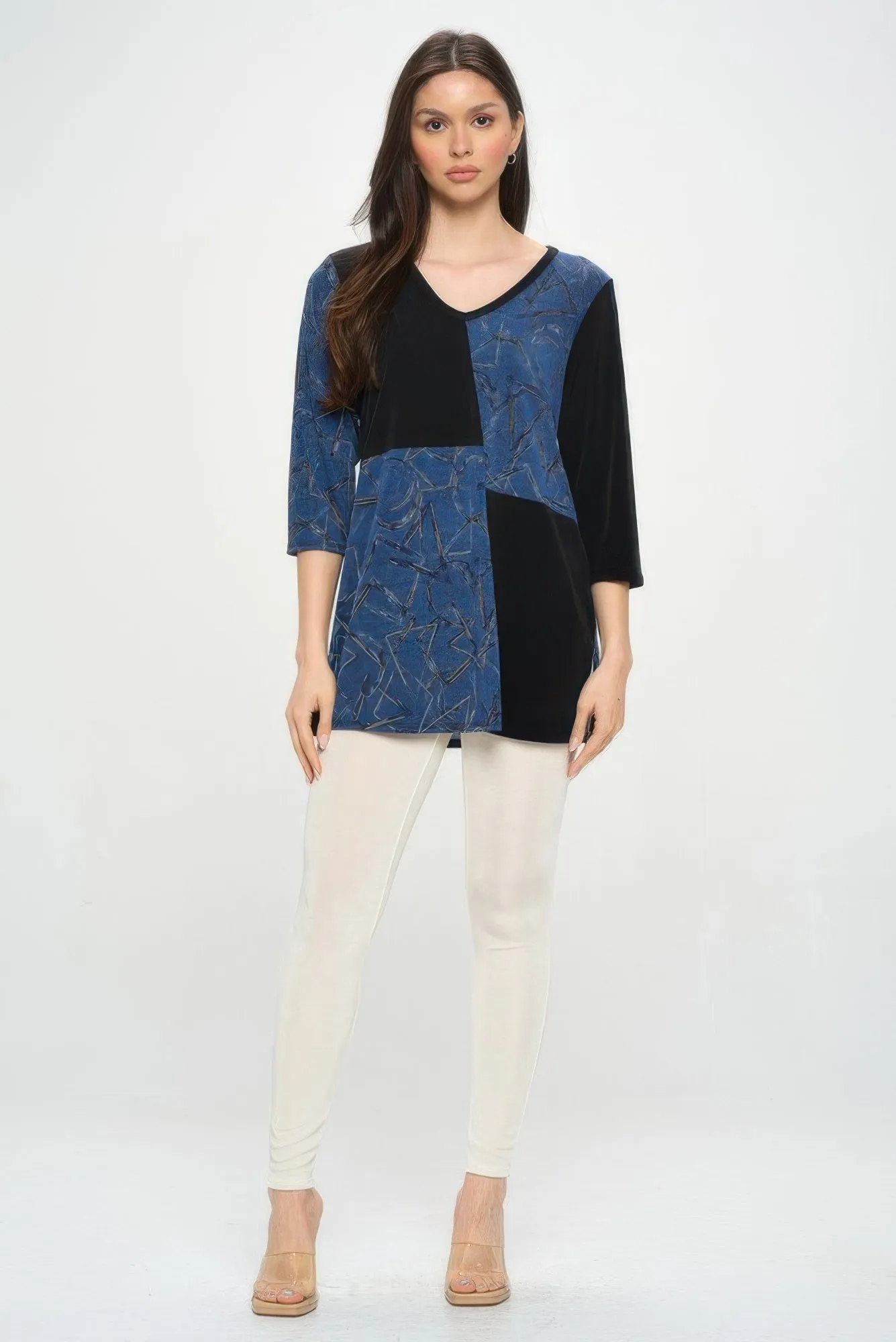 HIT Contrast V-Neck Tunic Top sold by Gigi Laurent product image thumbnail 3