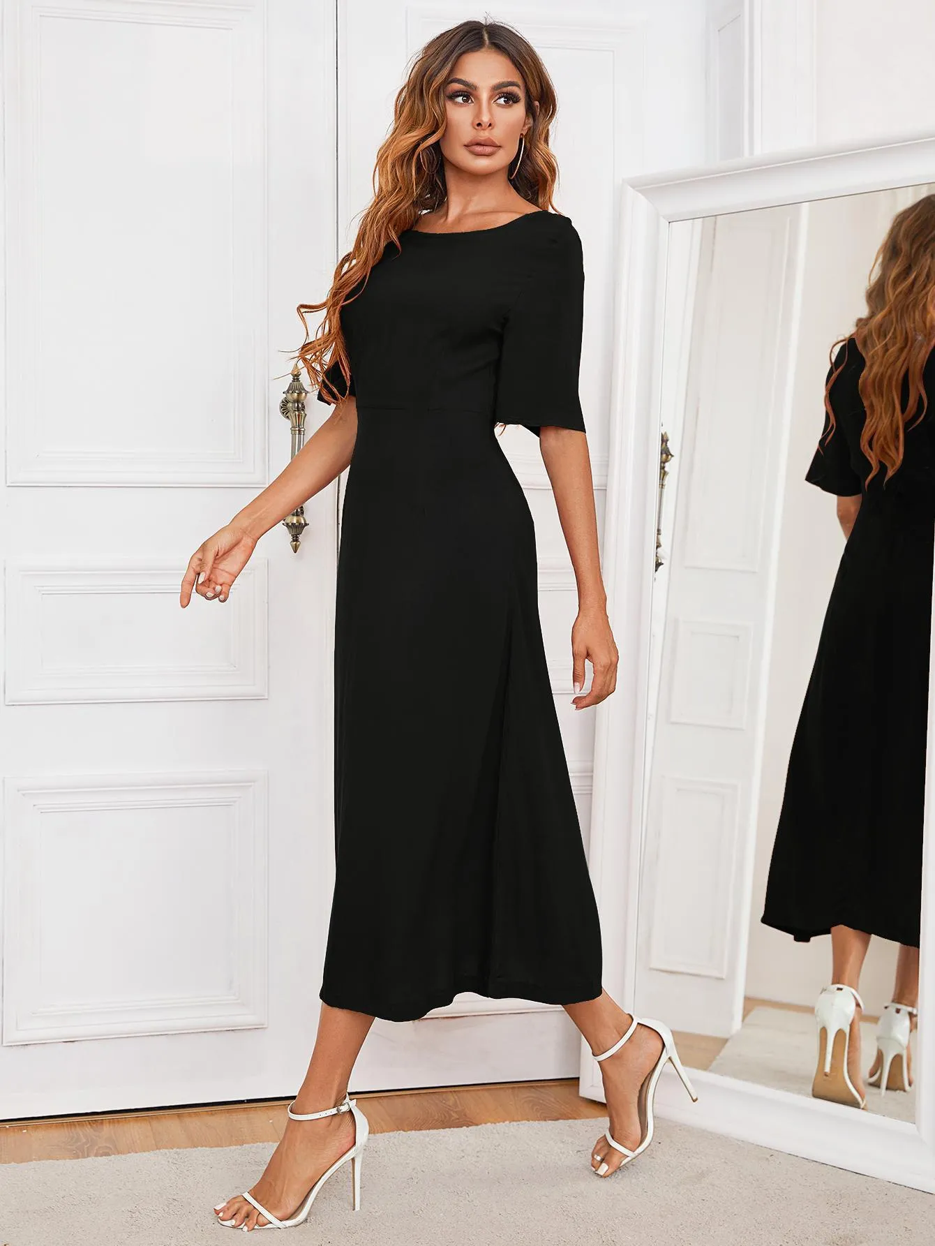 Round Neck Cutout Half Sleeve Dress sold by Gigi Laurent product image thumbnail 3