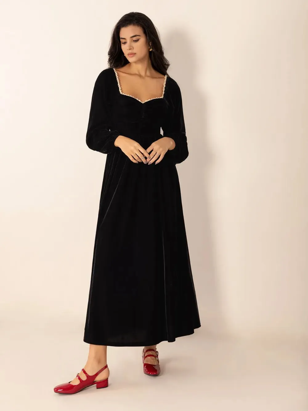 Sweetheart Neck Long Sleeve Midi Dress sold by Gigi Laurent product image thumbnail 3