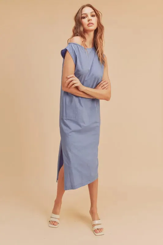 Aemi + Co Side Slit Round Neck Sleeveless Midi Dress sold by Gigi Laurent product image thumbnail 3