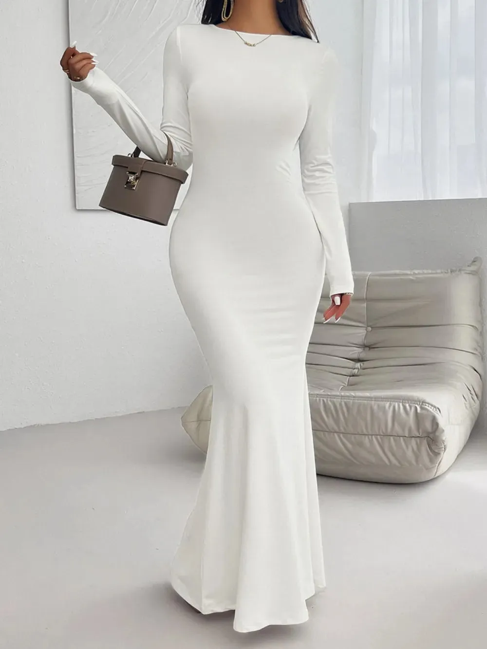 Devine Backless Round Neck Long Sleeve Maxi Dress sold by Gigi Laurent product image thumbnail 4