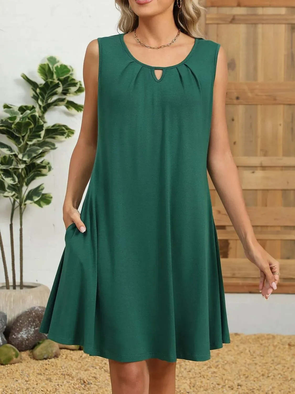 Round Neck Sleeveless Dress sold by Gigi Laurent product image thumbnail 4